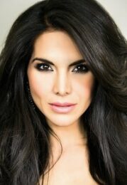 Joyce Giraud